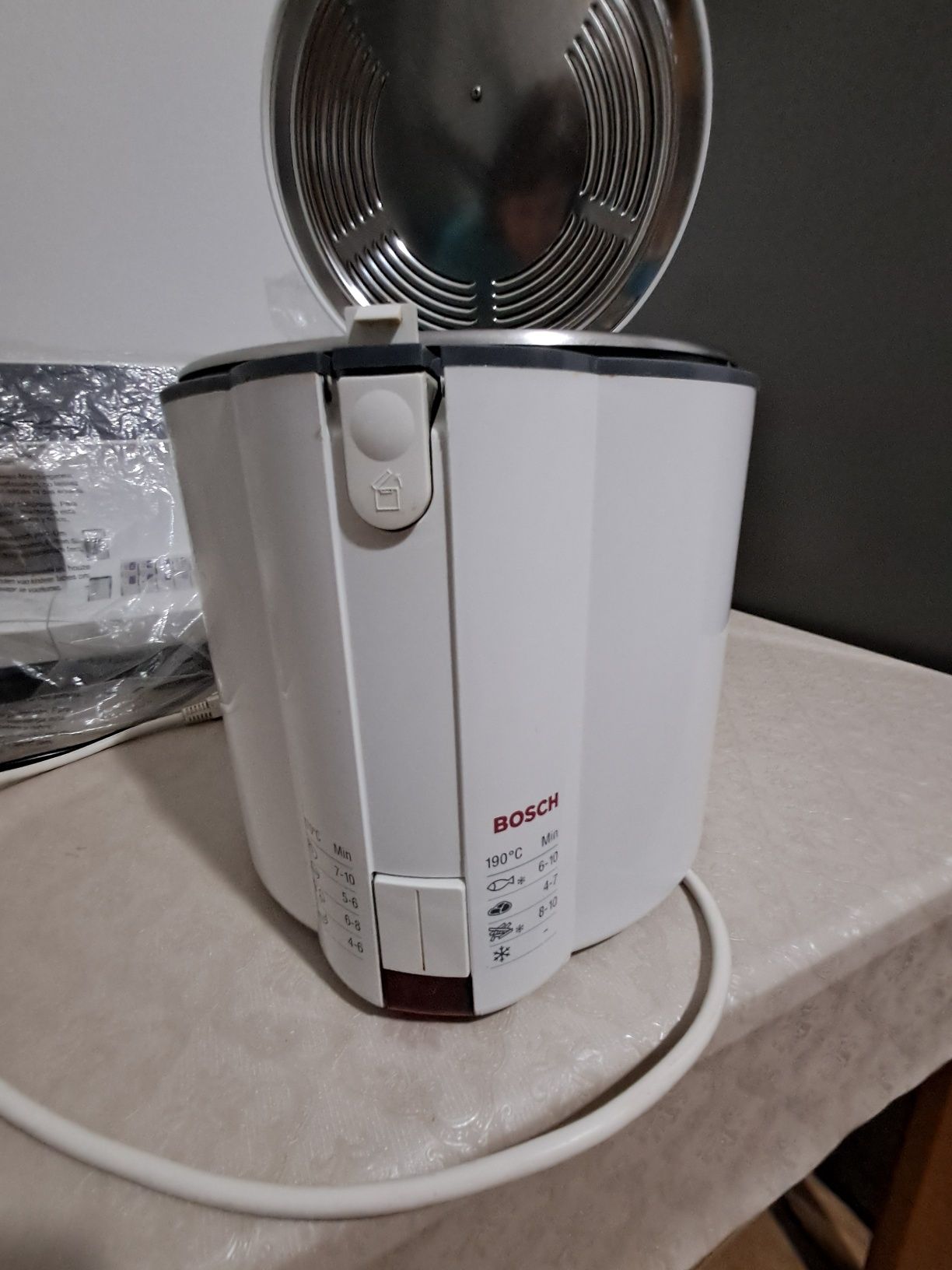 Фрітюрниця Bosch TFB1101