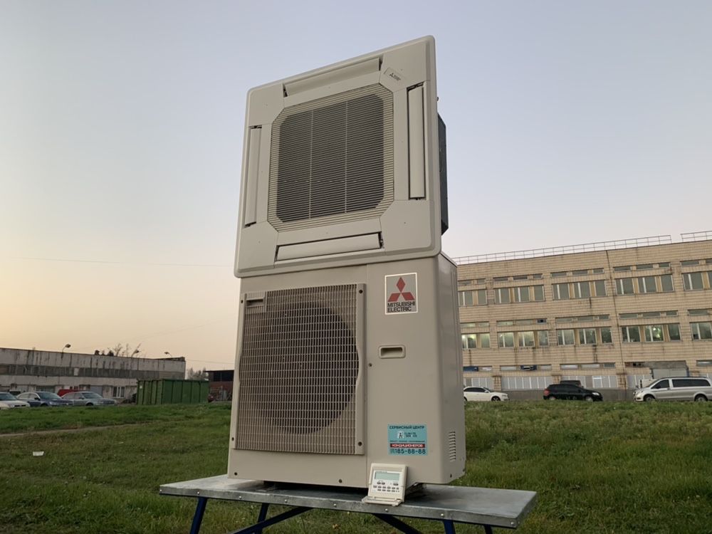 Инверторный кассетный кондиционер Mitsubishi Electric 24 (до 100 м2)