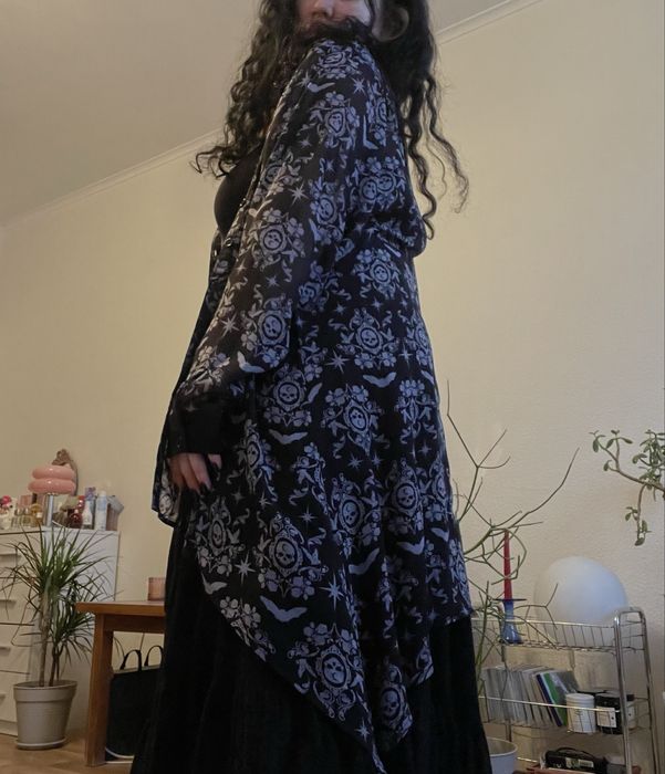 готична накидка hell bunny