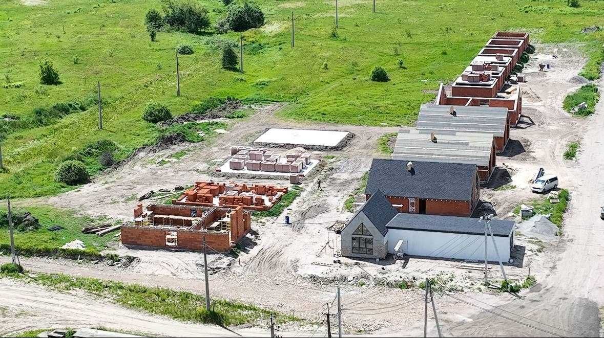 Продаж будинку 200 м² біля ріки. КМ O!villas. 4 роки розтермінуван.