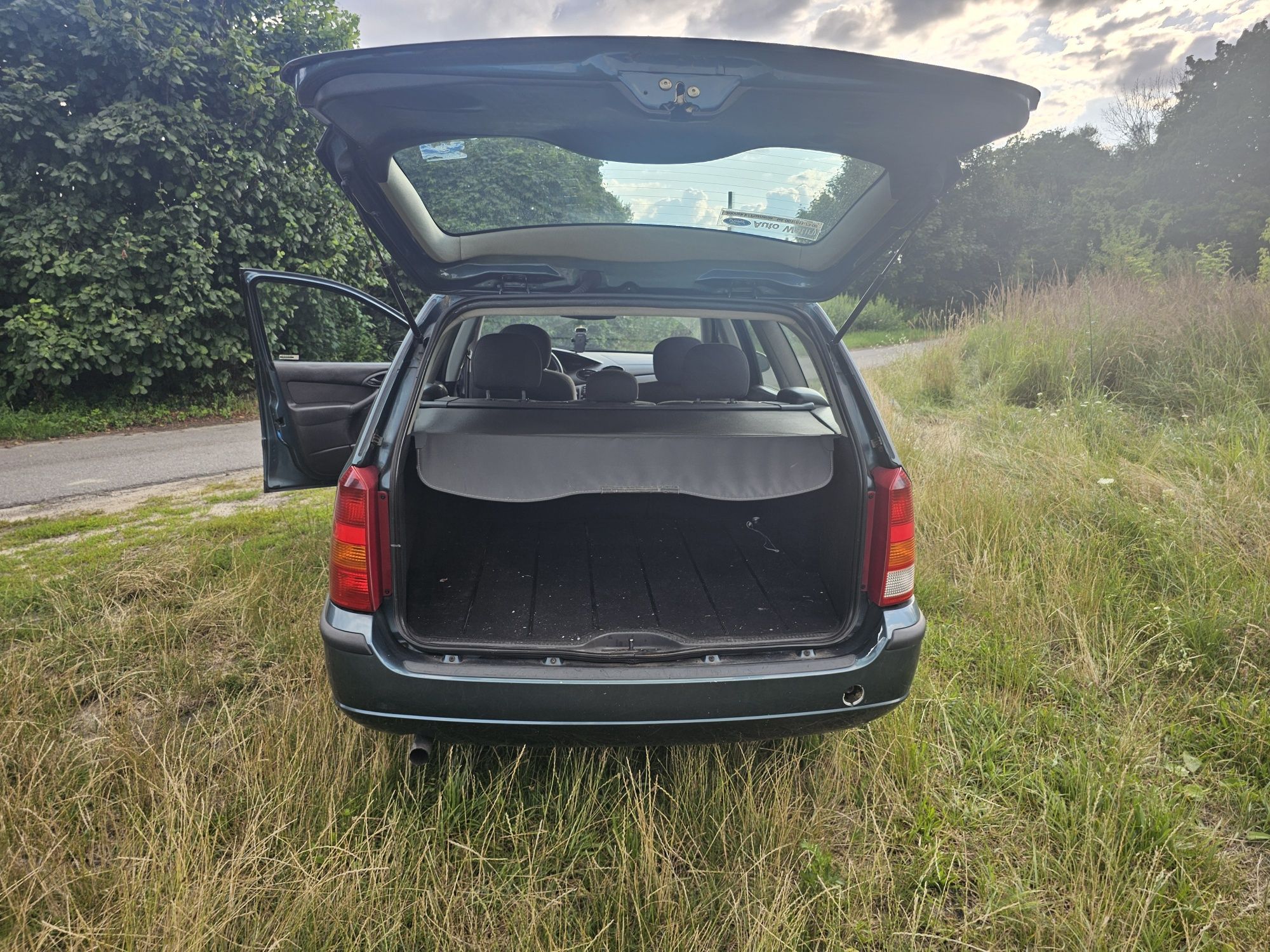 Ford Focus 1,6 16v zetec kombi