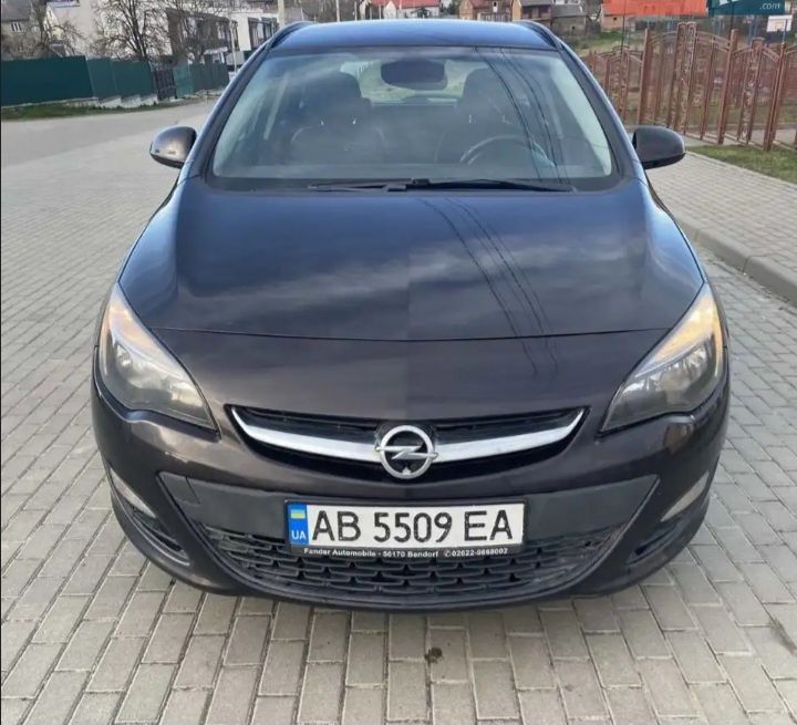 Опель  астра  універсал
