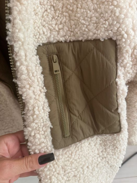 Куртка , курточка шубка двусторонняя на девочку размер 134-140