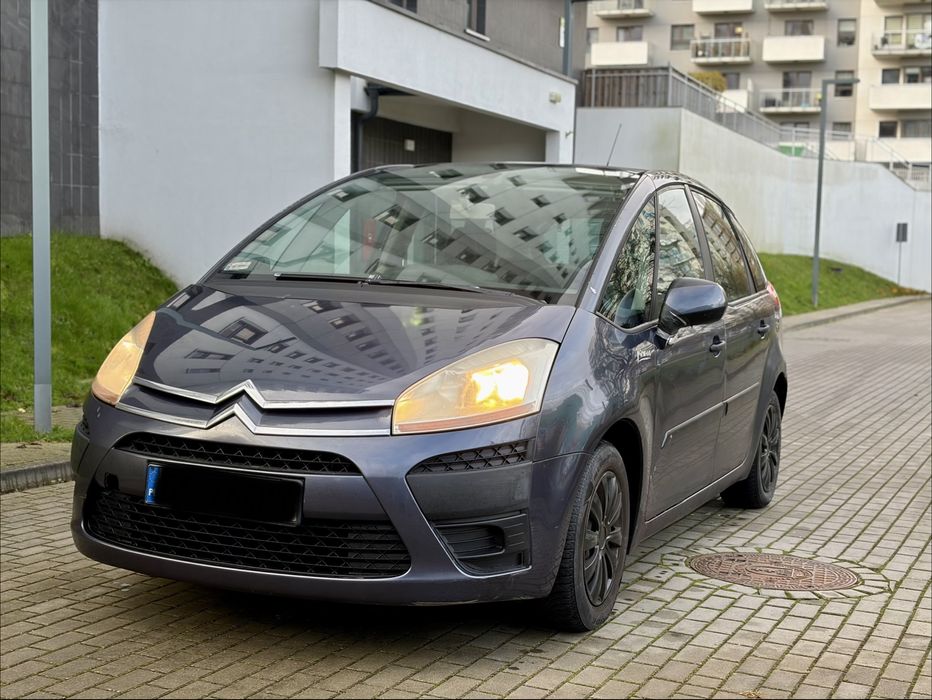 Citroen c4 picasso 1.8benz/gaz klima elektryka zimowe opony/zamiana