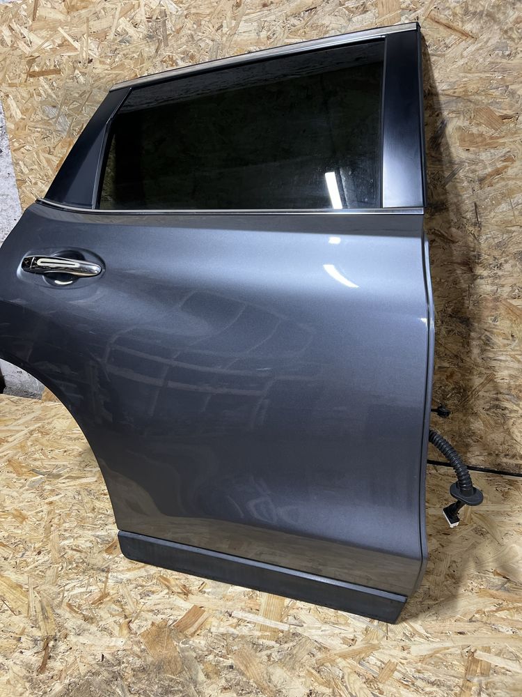 Двері задні праві Nissan Rogue t32 2014-2020