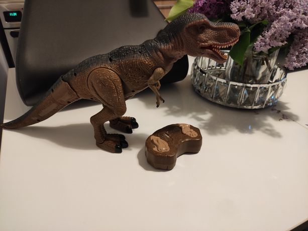 Dinozaur sterowany
