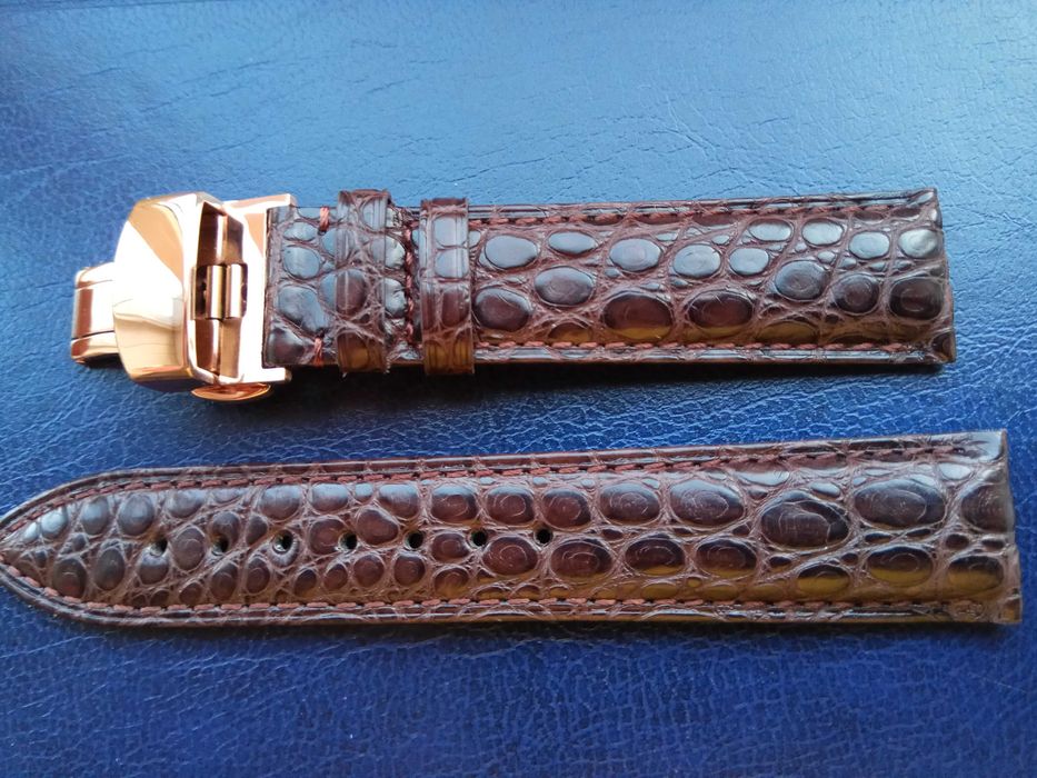 Коричневый ремешок из нат. крокодиловой кожи с золотистой застежкой