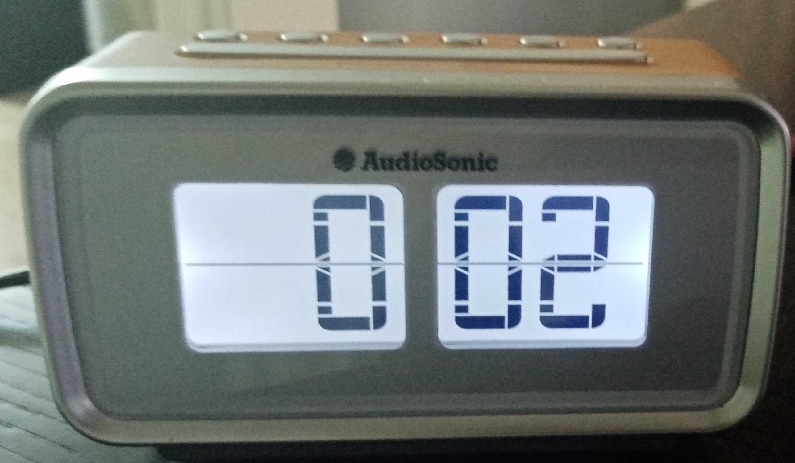 Rádio Despertador Retro AudioSonic CL-1474