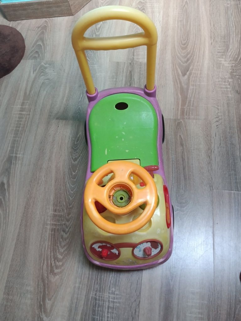 Carrinho de brincar criança