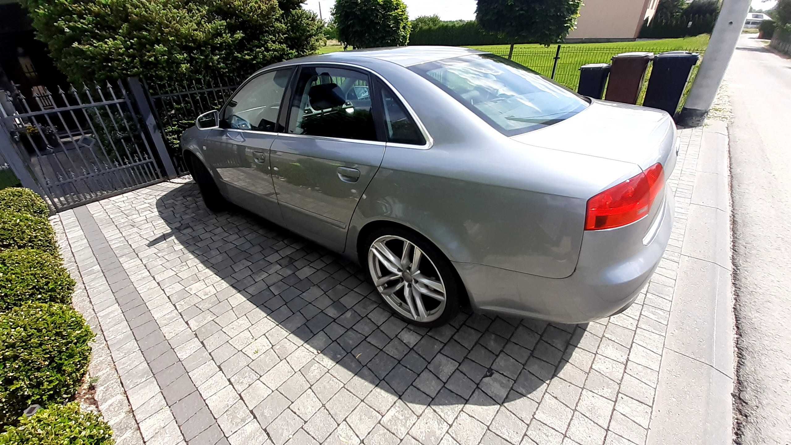 Audi a4 1.9tdi sedan BEZWYPADKOWE ,ZADBANE