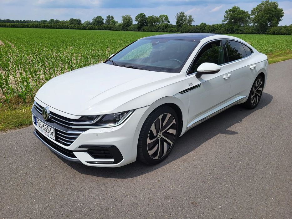 Volkswagen Arteon R-Line 2.0 TDI 190 KM Bardzo Mały Przebieg Szklany Dach Kamera Cofania