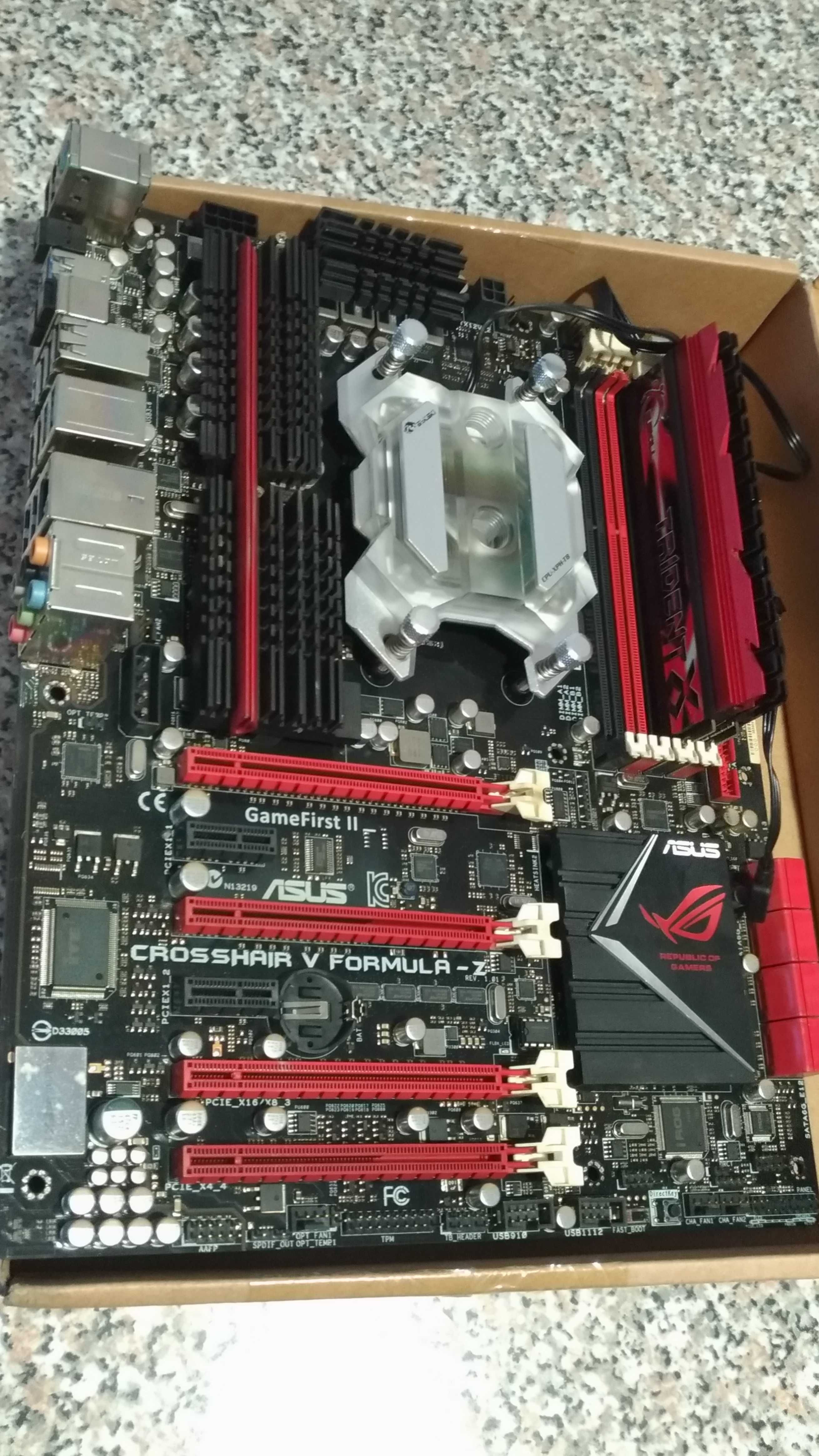 CROSSHAIR V FORMULA - Z  + 32 Gb + Amd FX8350 + bloco watercooling