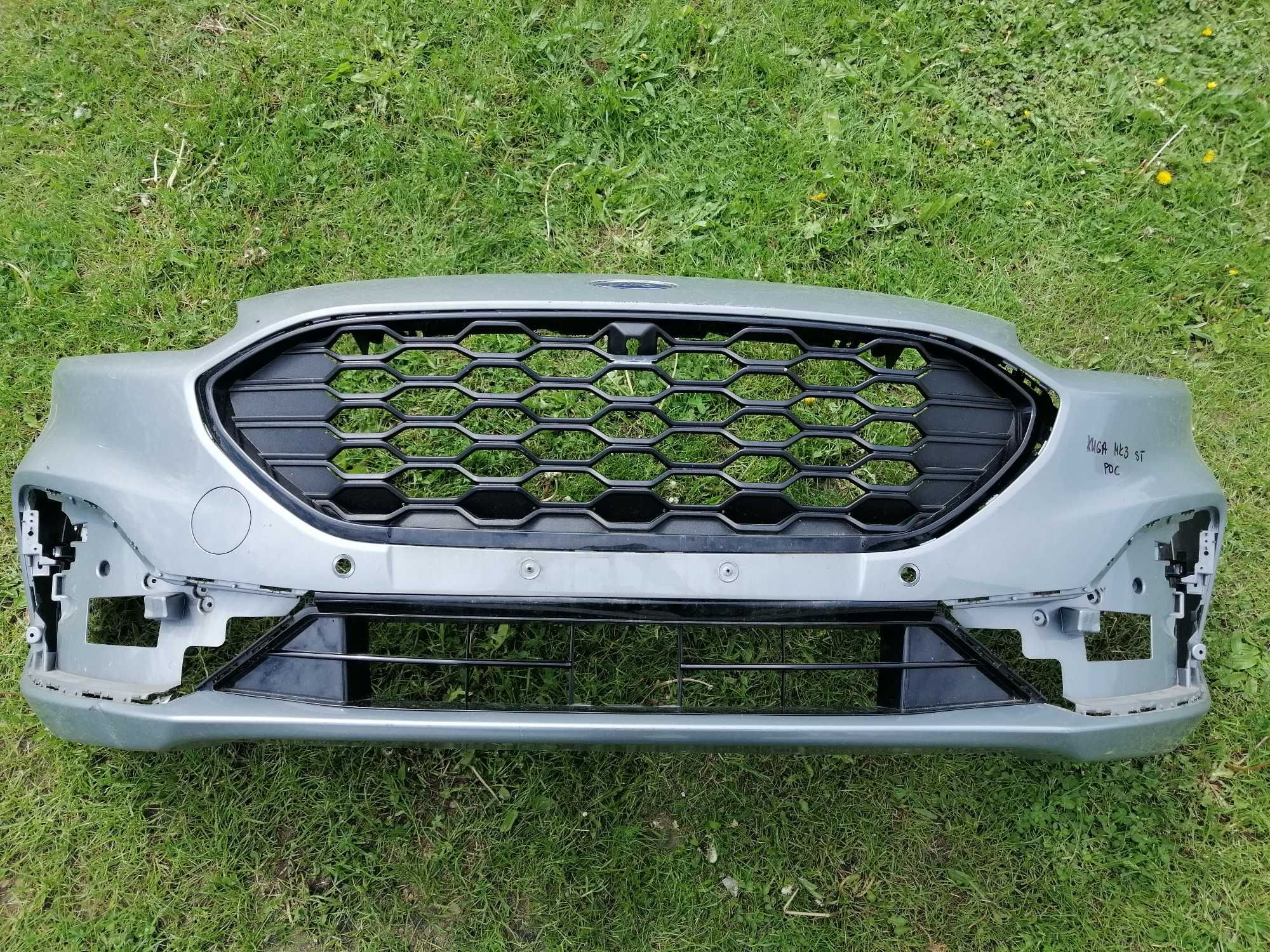 Zderzak przedni Ford Kuga MK3 ST PDC