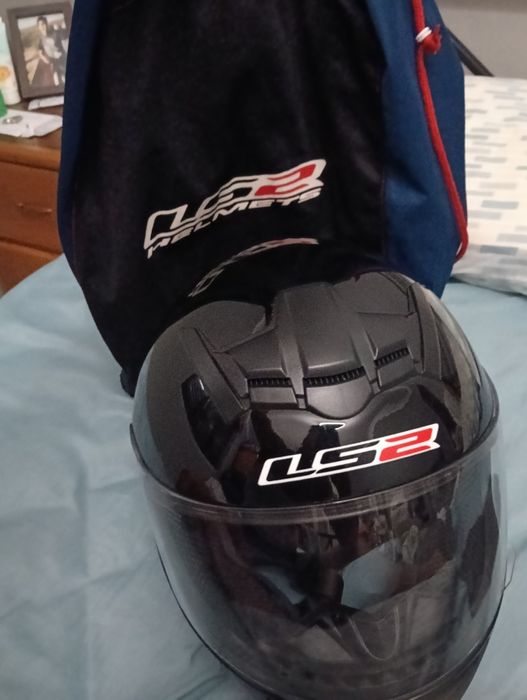 Capacete M 50€... ...