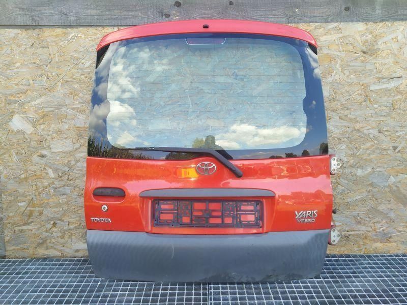 KLAPA POKRYWA BAGAŻNIKA TOYOTA YARIS VERSO CZERWONA 5D