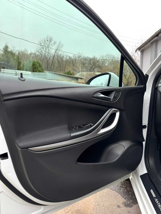 Opel Astra K Sports Tourer «Business»