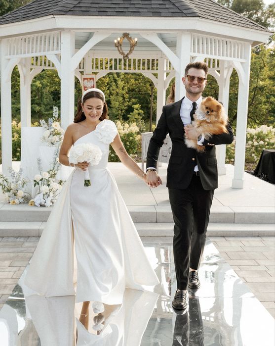 Suknia ślubna Pronovias Nora kwiat