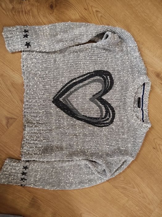 Luźny sweter 134/140