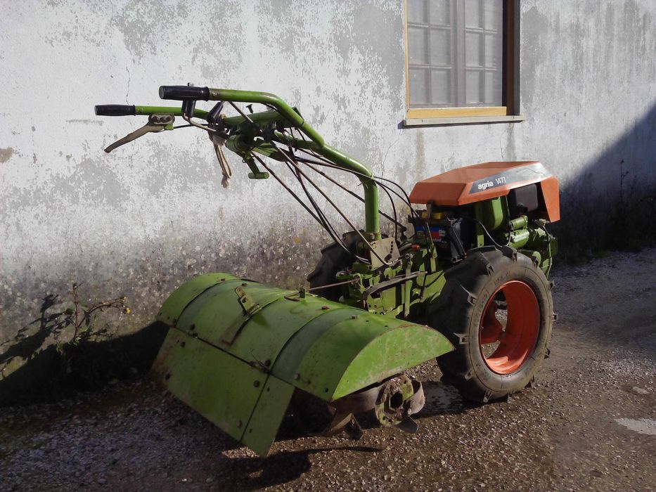 Motocultivador Agria de 14 CV com Arranque elétrico