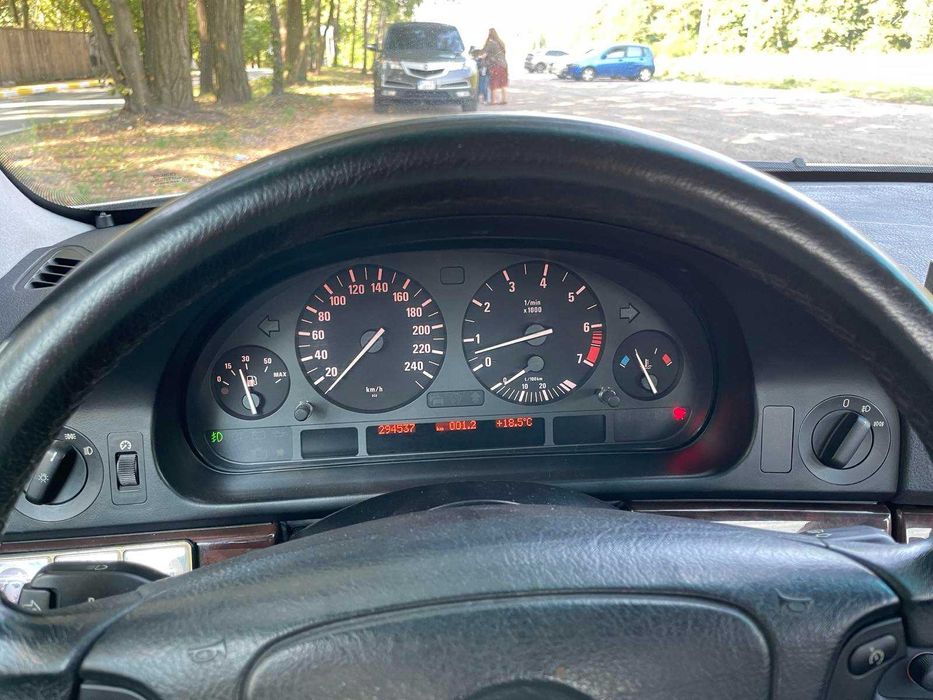 BMW Е39 530і 2000 року, мотор М 54