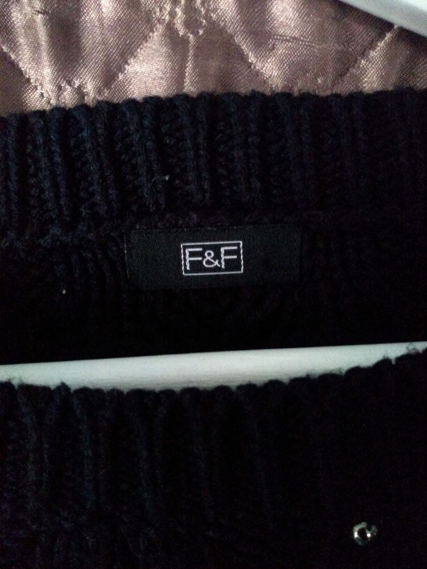 Czarny sweter F&F,r M