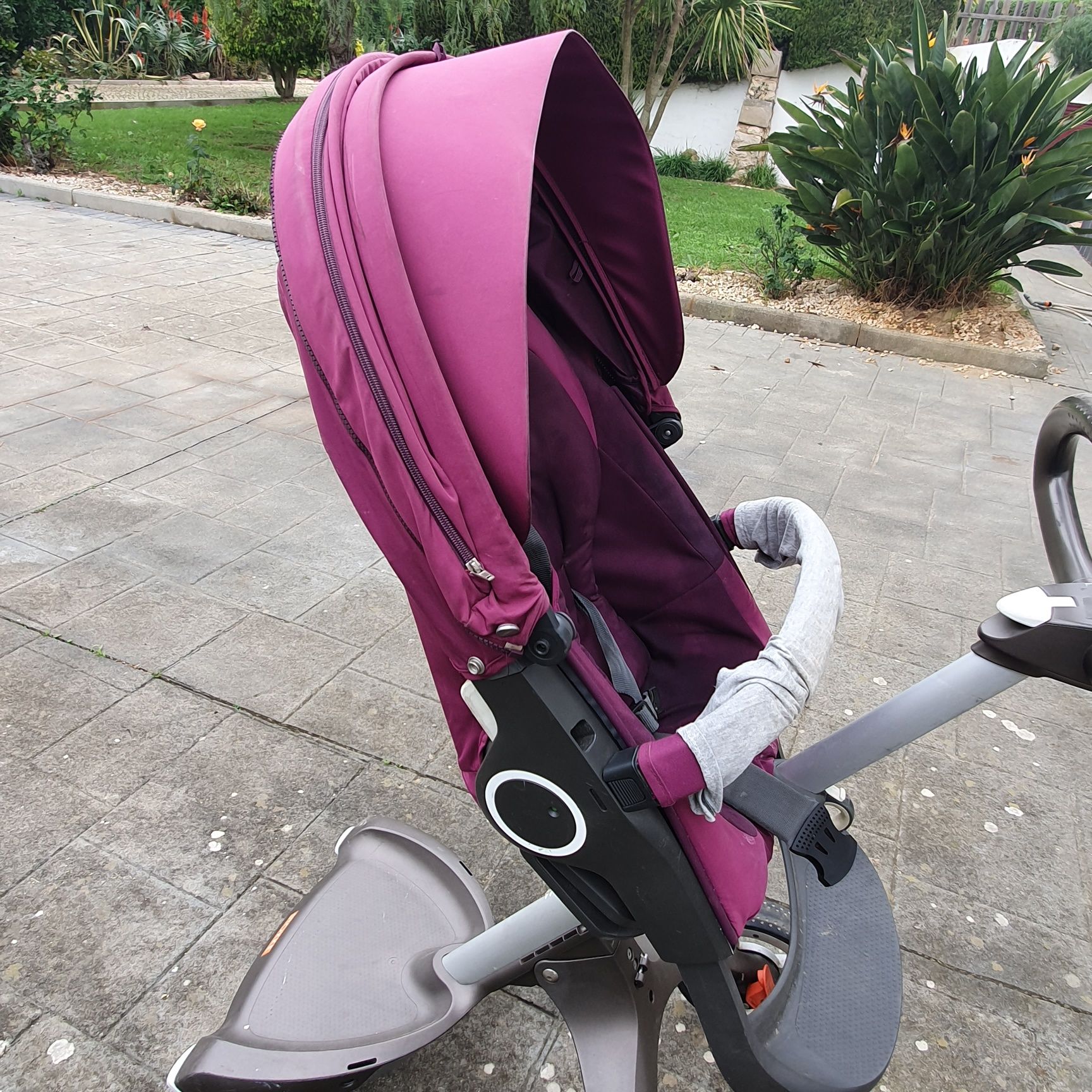 Carrinho Stokke  Xplory muito bom estado  com acessórios