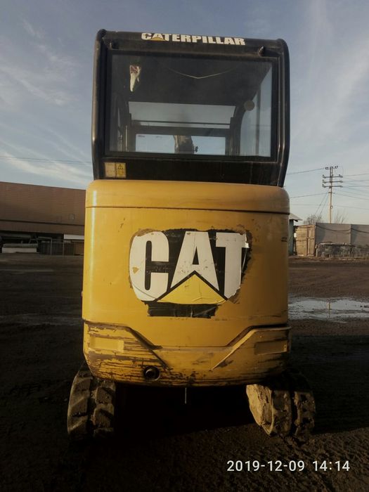 Продам міні-екскаватор CAT 301.8