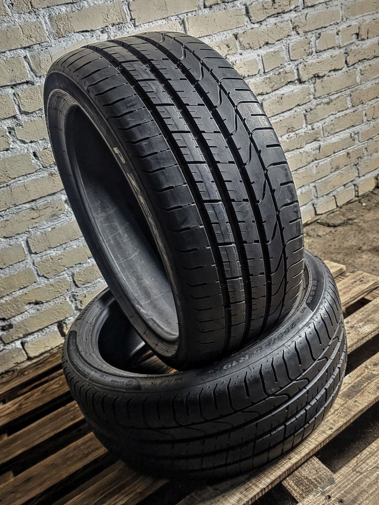 Пара 255/35r19 Pirelli | 7mm | 2021 | Germany | Преміум шини | Ідеал