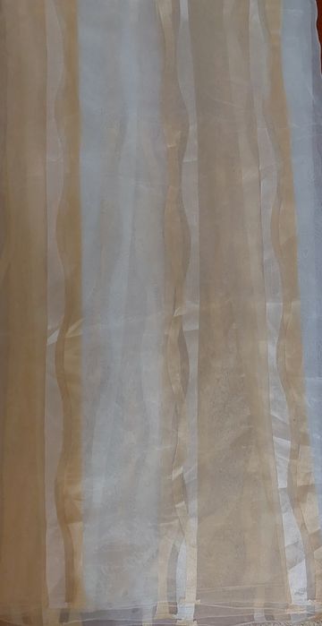 Відріз  тюлі на вікно.