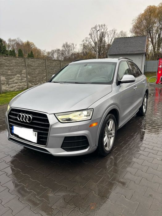Audi Q3 Audi Q3 2.0 TFSI quattro S tronic sport
