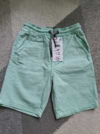 Szorty krótkie spodnie chłopięce r.116 reserved