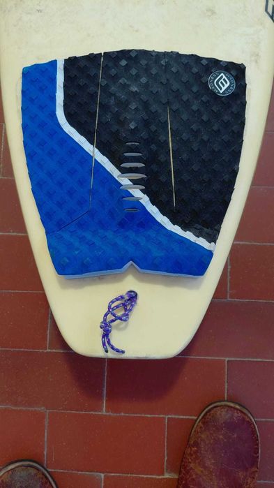 Firewire Surfboard 6’4” – Modelo Pro Taj Burrow