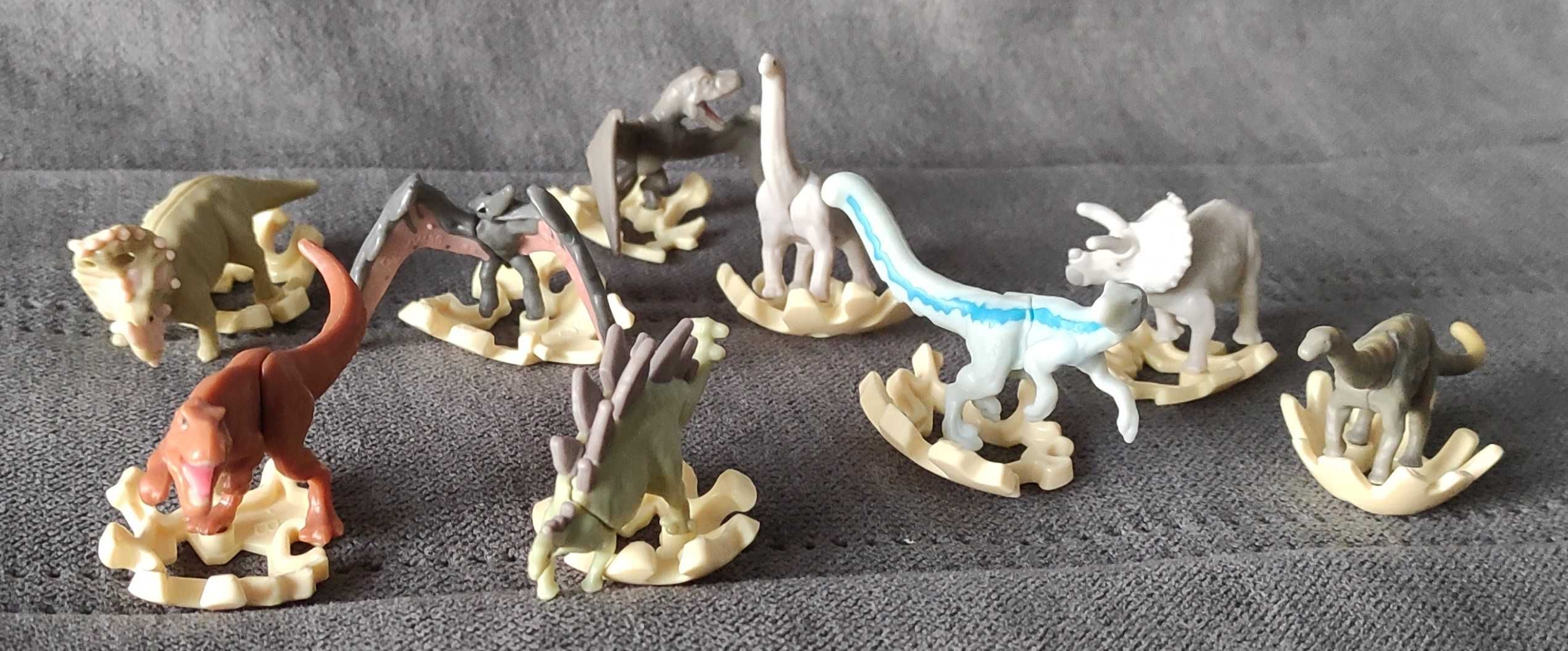 Kinder Joy "Jurassic World"