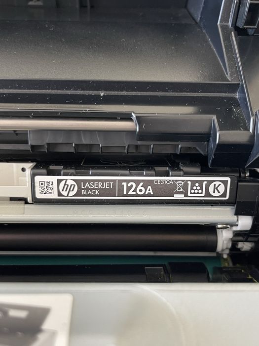 Impressora HP LaserJet CP1025nw color branca