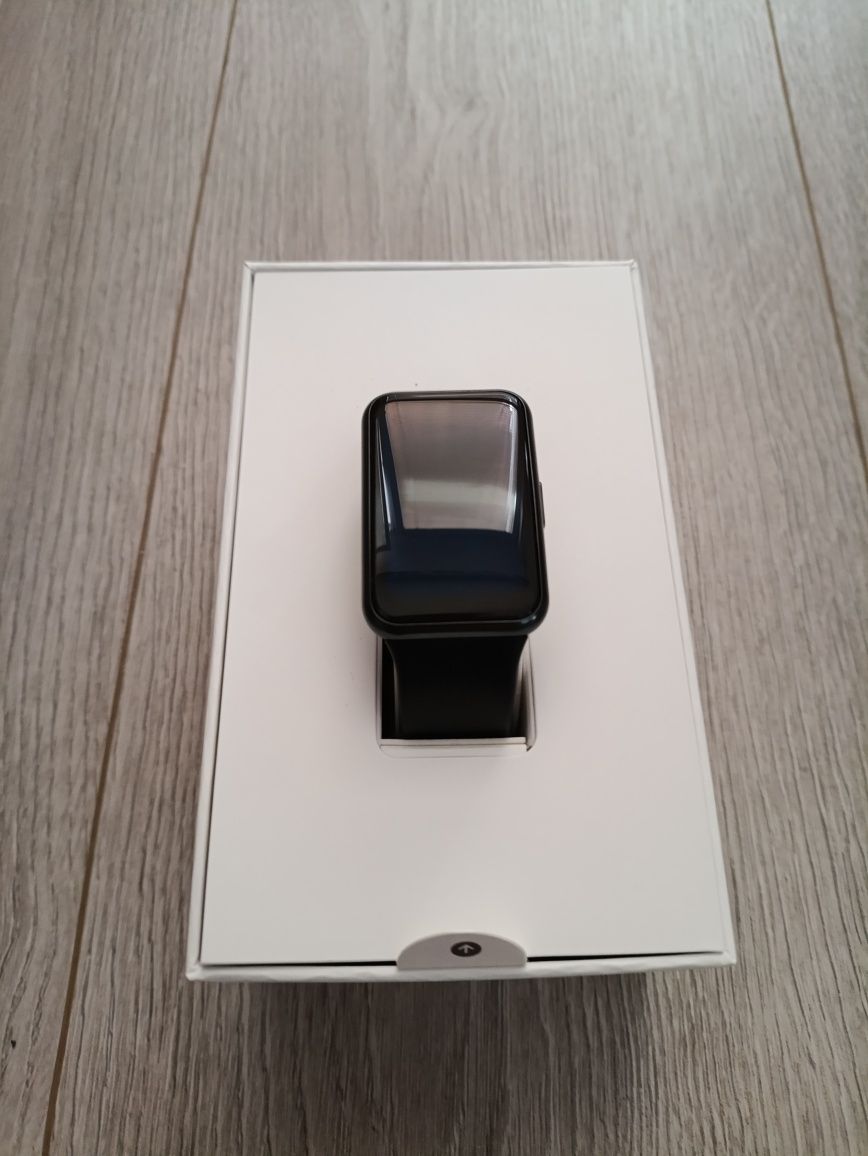 Smartwatch Huawei Watch Fit Czarny