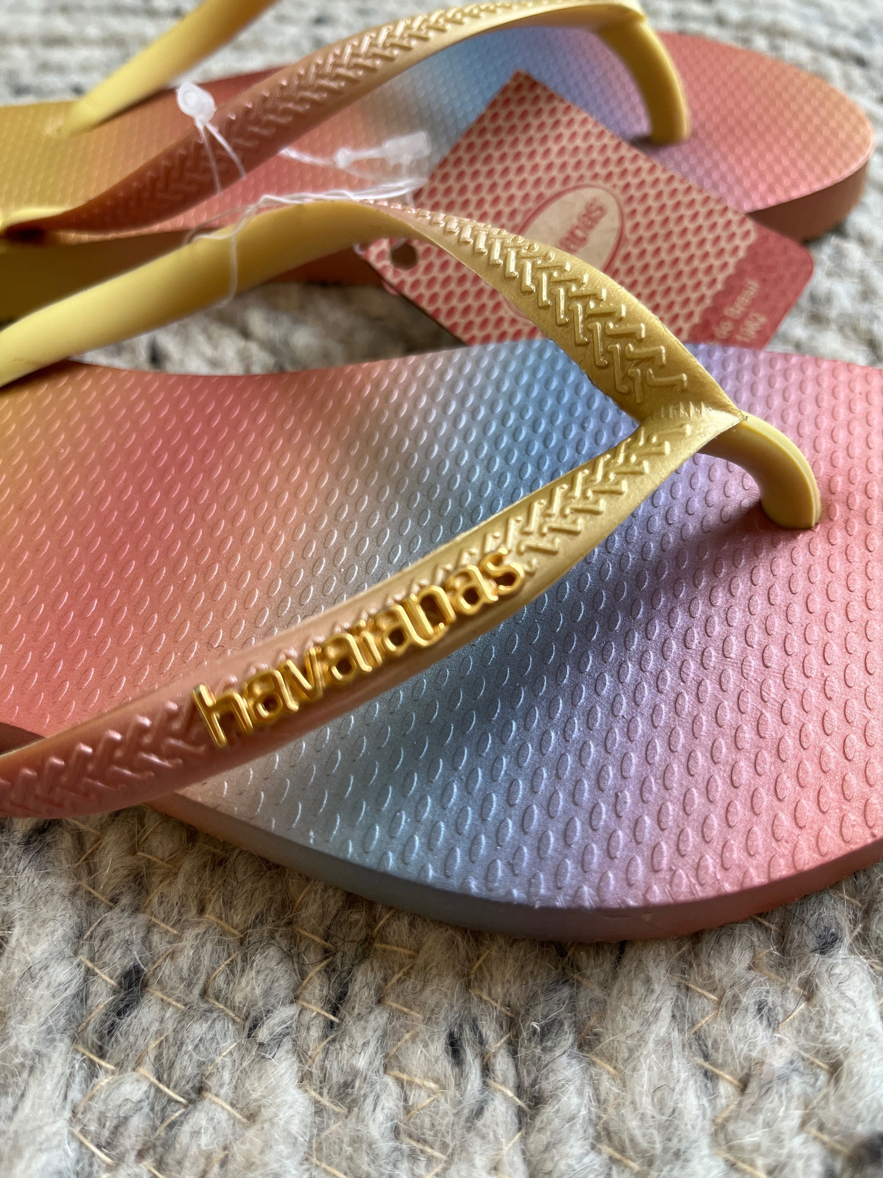 HAVAIANAS brazylijskie japonki 37/38 surf złote tęczowe slim nowe