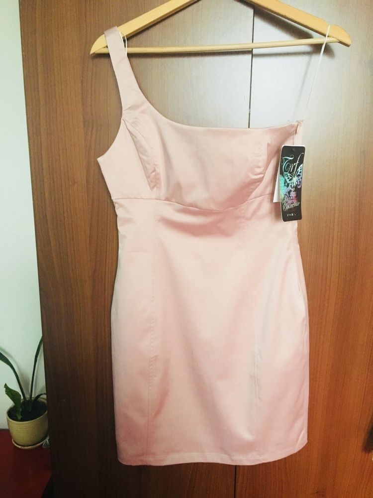 Nowa sukienka Zara pudrowy róż asymetryczna