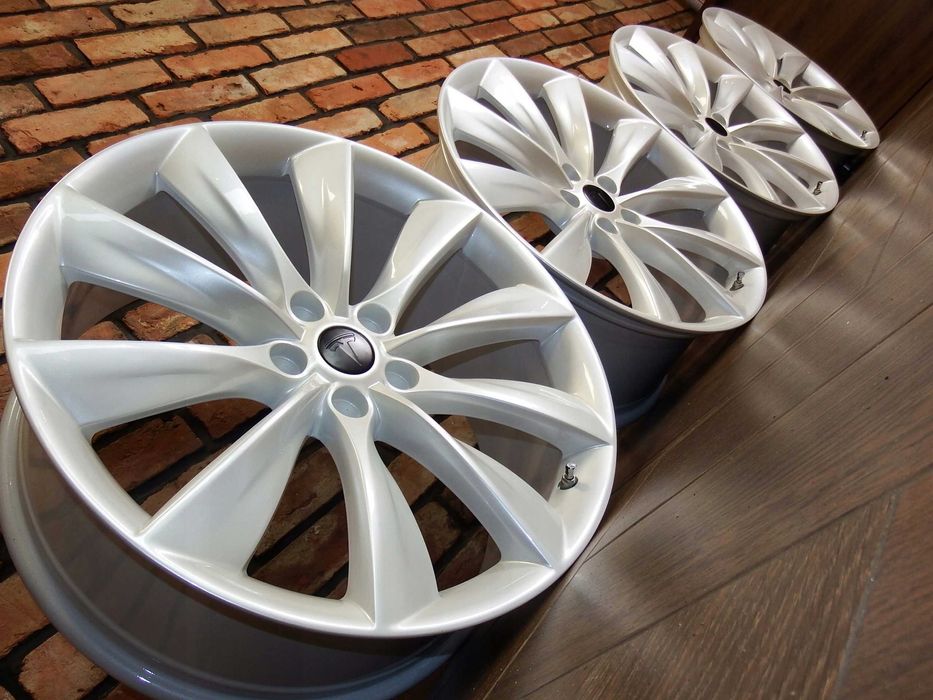 Tesla Model Y 3 X S Диски,Шини,Колеса