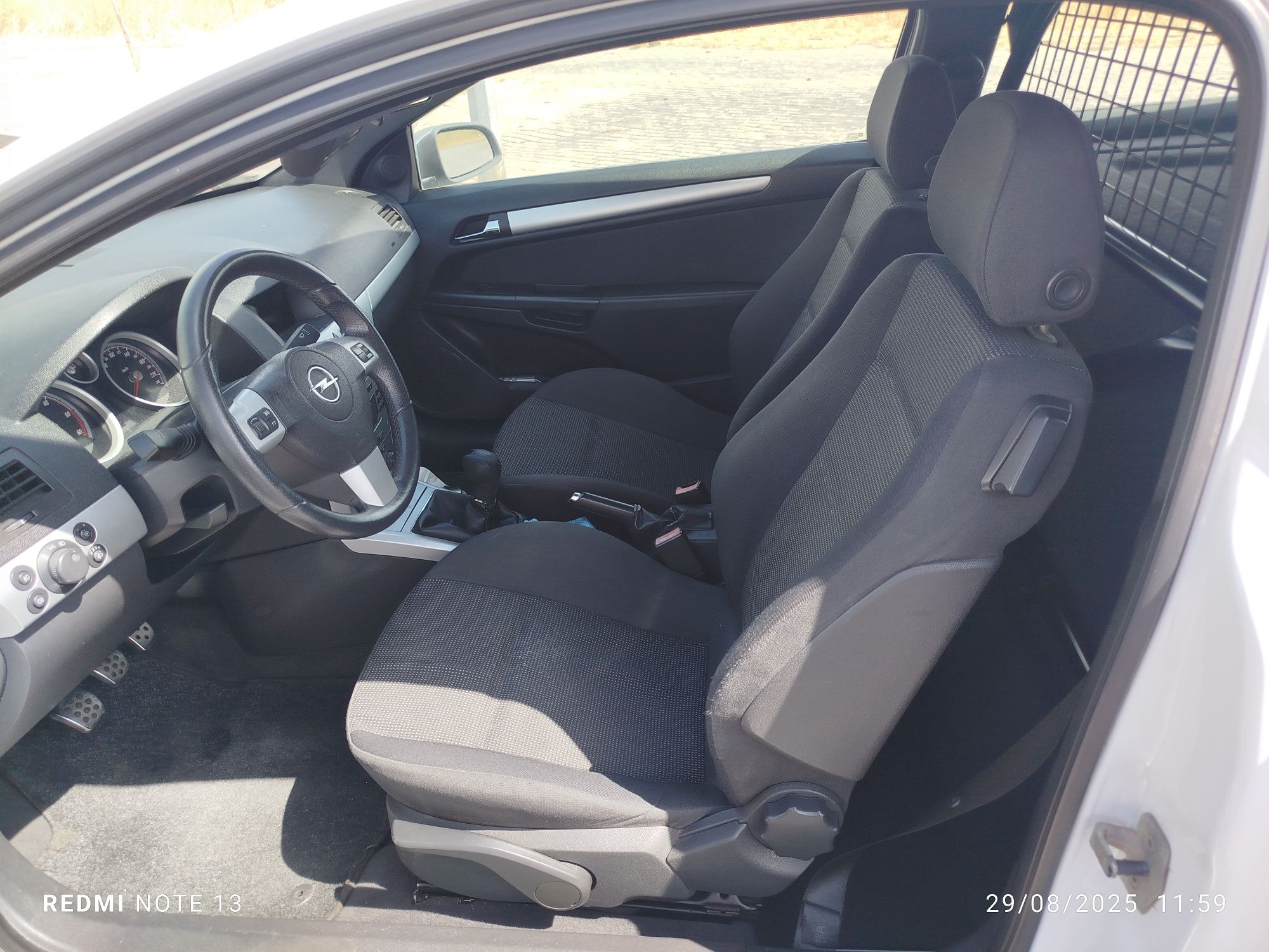 Opel Astra Comercial 1,9 CDTIGTC  150 Cv's Sport M6 3799