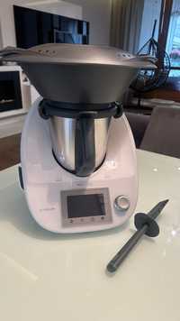 Sprzedam Thermomix TM5