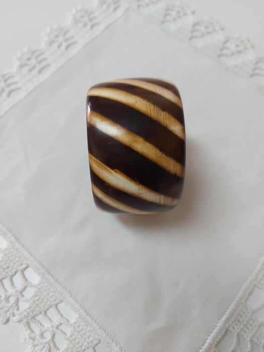 Pulseira Italiana listada, 5cm de largo.