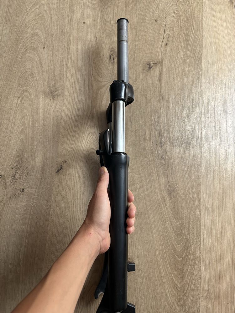 Amortyzator sr suntour xct