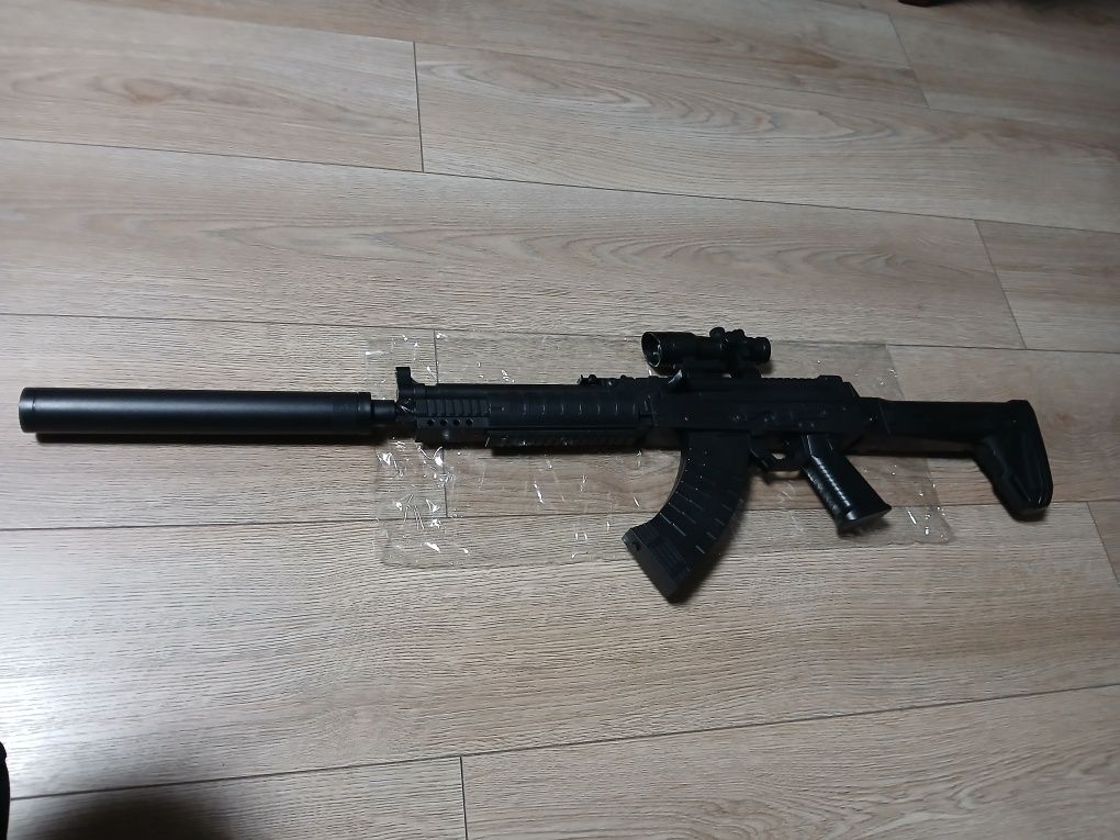 Продам Лазерний пістолет АK-13