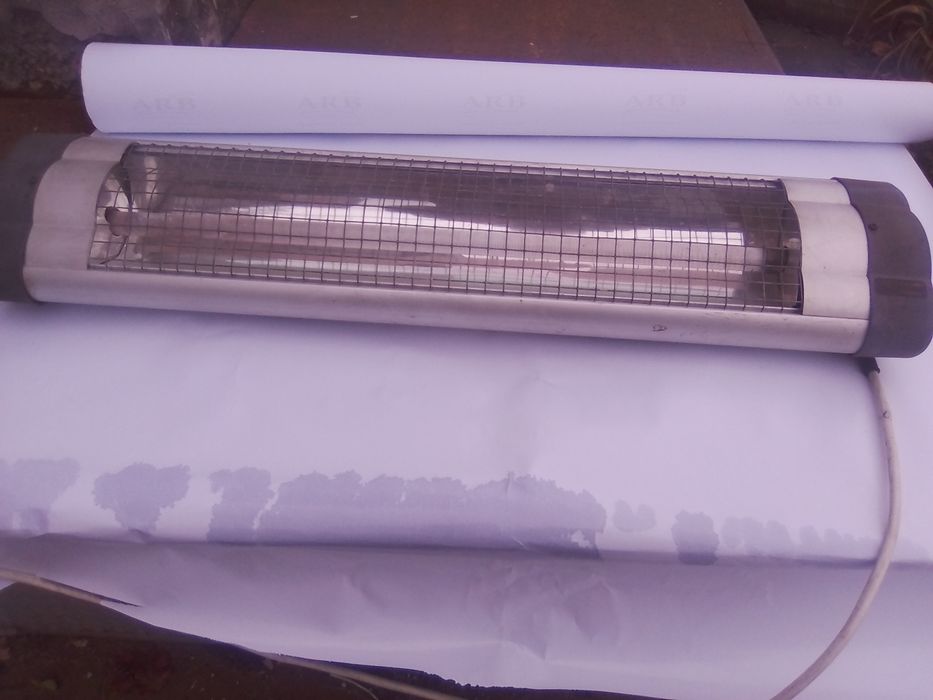 Інфрачервоний обігрівач UFO .