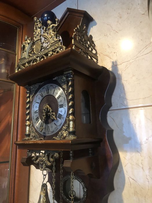 Часы настенные с маятником (Голандия)