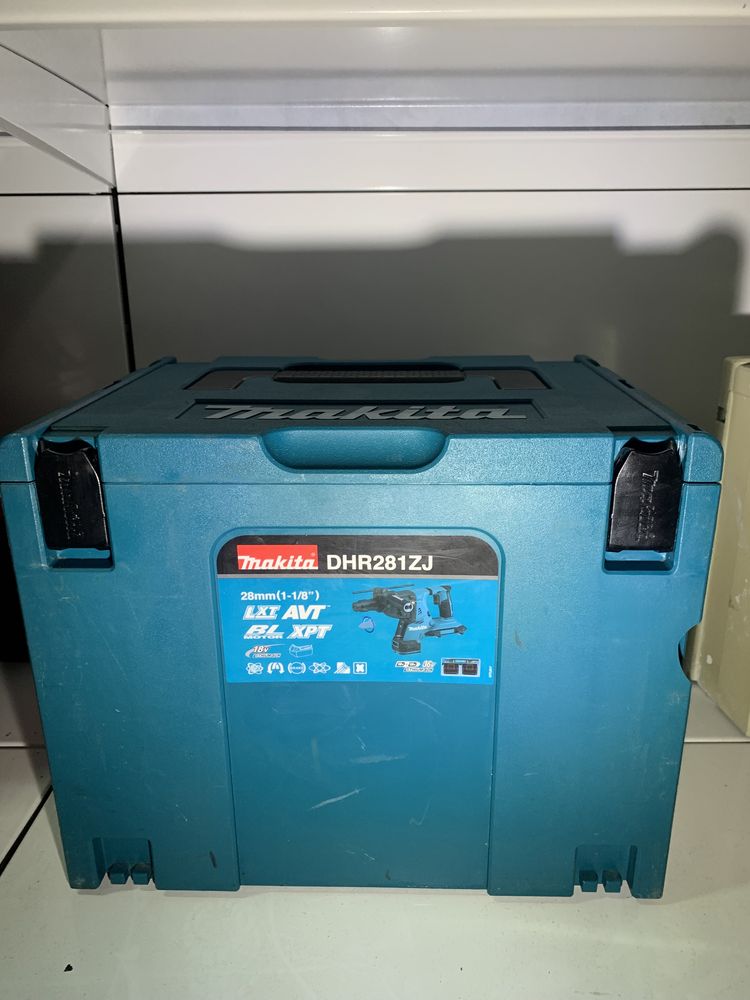 Аккумуляторный перфоратор Makita DHR281Z