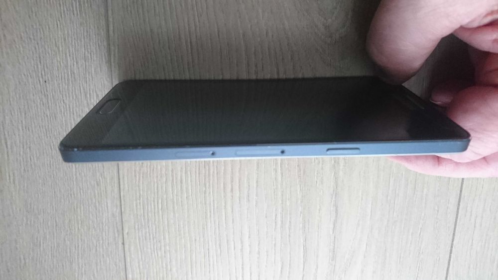 Samsung   A500FU