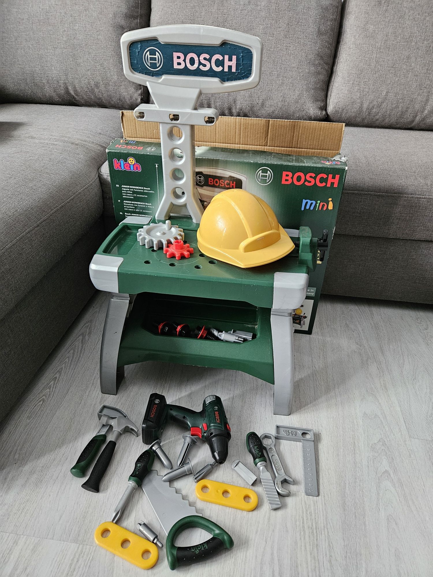 Warsztat Bosch mini 8612 + 8402