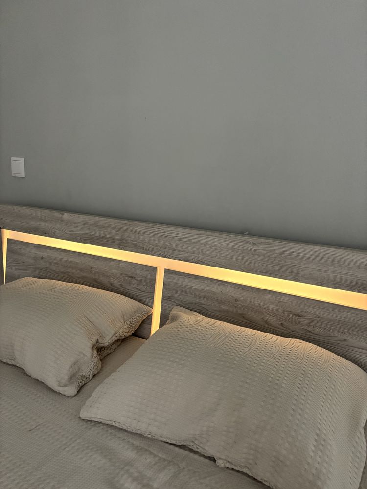 Quarto de Casal - Semi Novo.