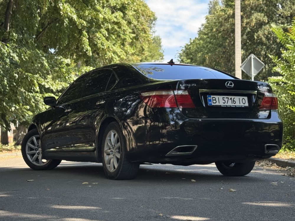 LEXUS LS460Long Дотяжки, Клімат, Ел сидіння, Будь яке переоформлення